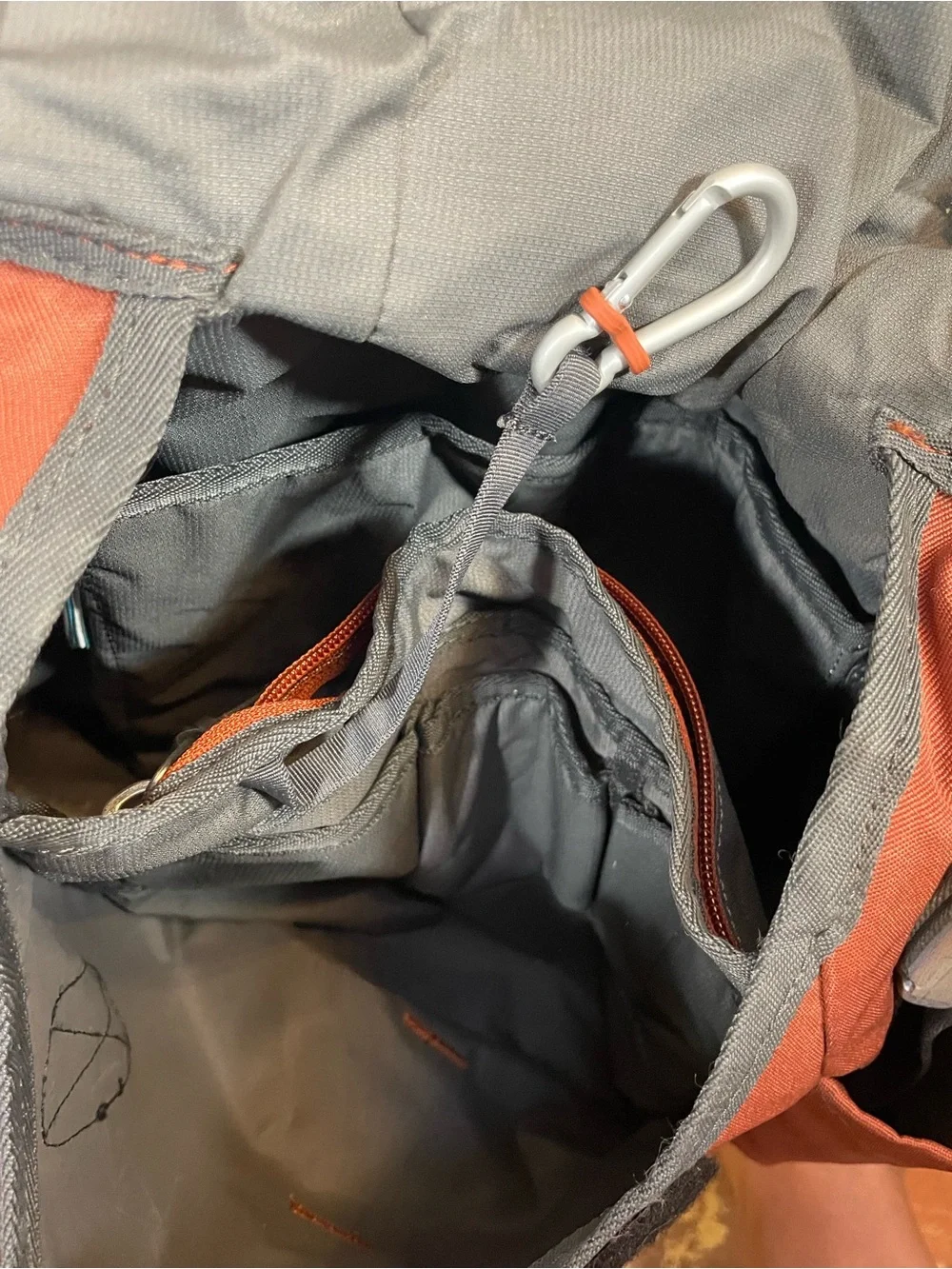 KEEN Hybrid Transport Messenger Bag Crossbody Rust Orange Gray Laptop Sleeve